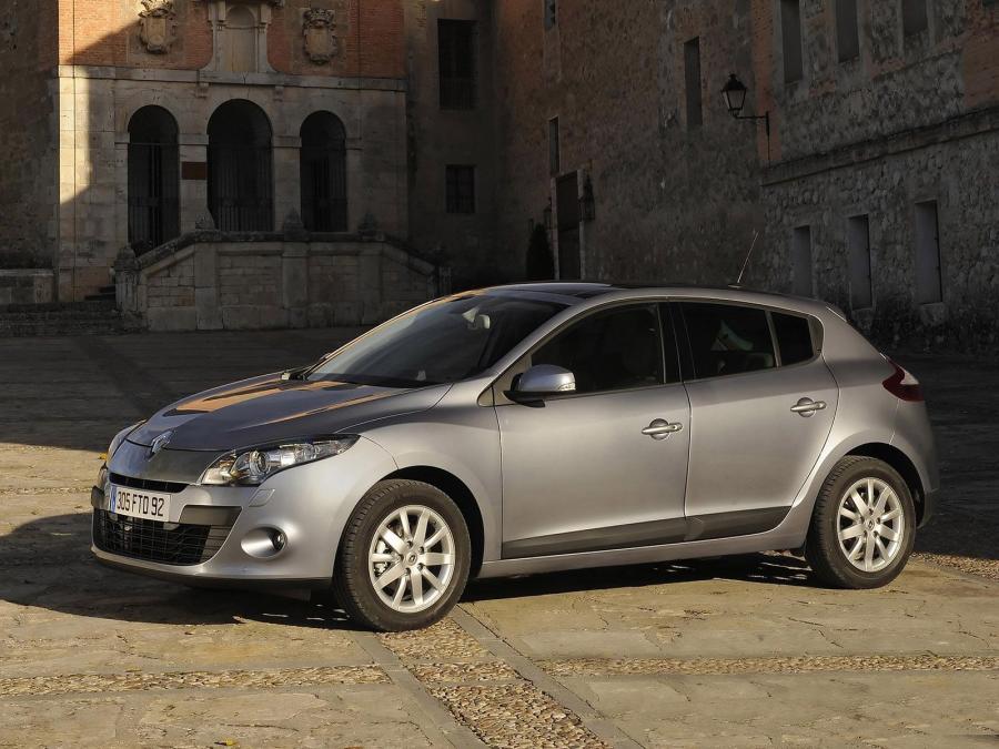  Renault Megane 2008 года  (фото 35 из 146)